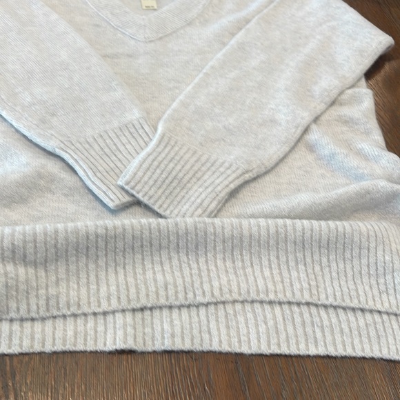 Madewell Donegal Jason Ex-Boyfriend Pullover. Heather Gray. - Picture 9 of 13